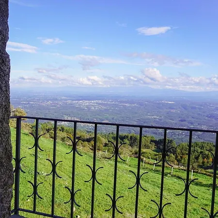 Country house O Refugio Da Serra Do *